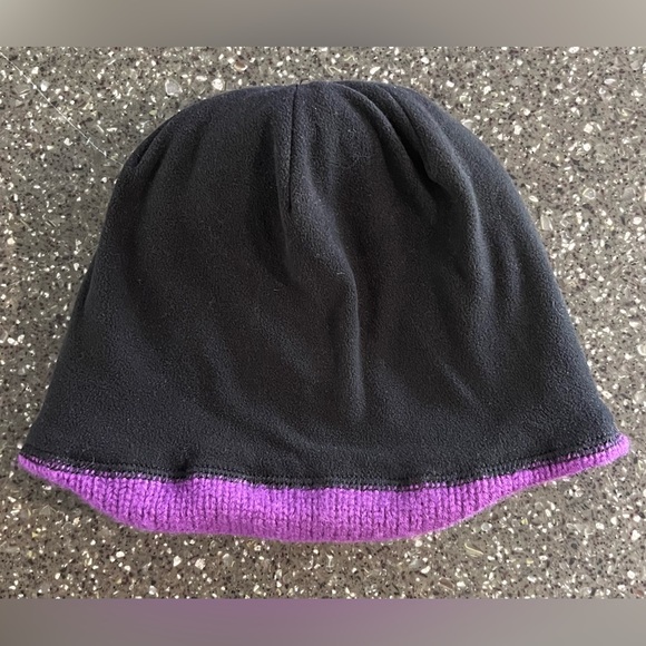 Patagonia Merino Wool Coastal Cable Knit Beanie Reversible Winter Outdoor Snow - Picture 6 of 10